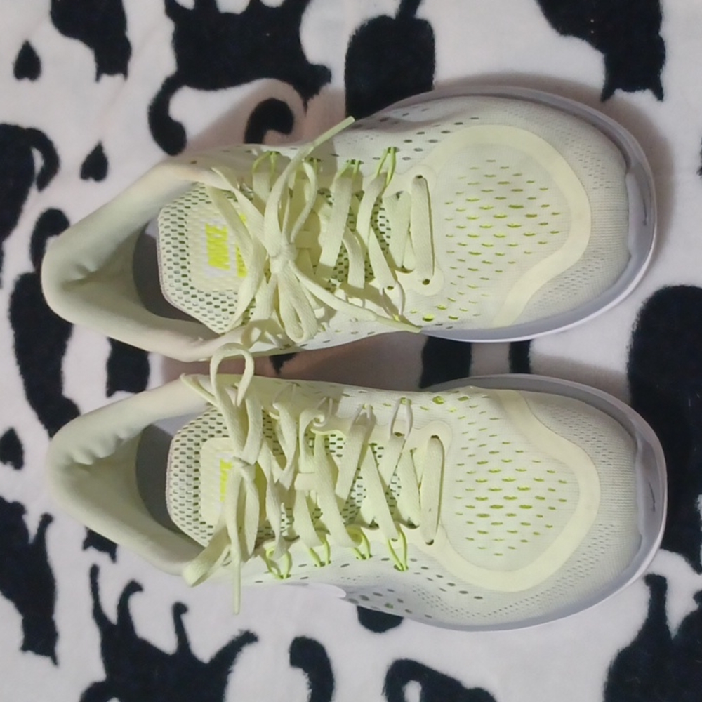 Women's Nike running shoes